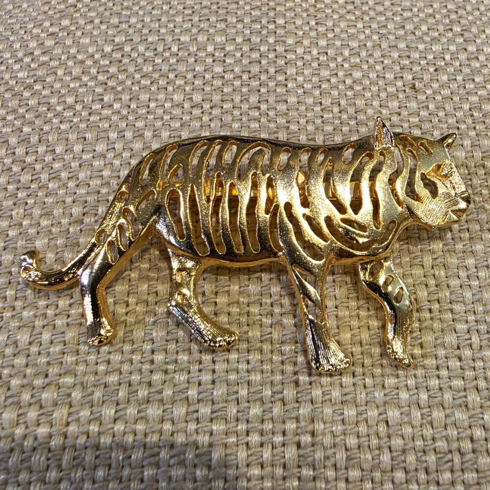 Gold Tone Metal Tiger Brooch Pin 3"  wide